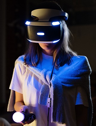 VR.jpg VR.jpg