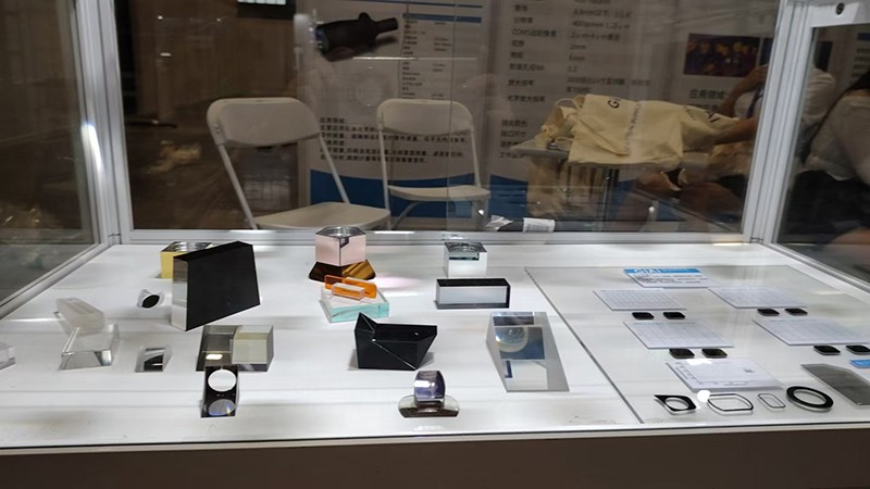 凯时尊龙人生就是博医疗展展品