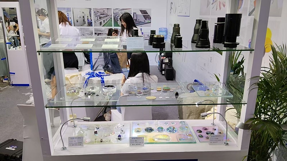 滤光片 凯时尊龙人生就是博展区展品2