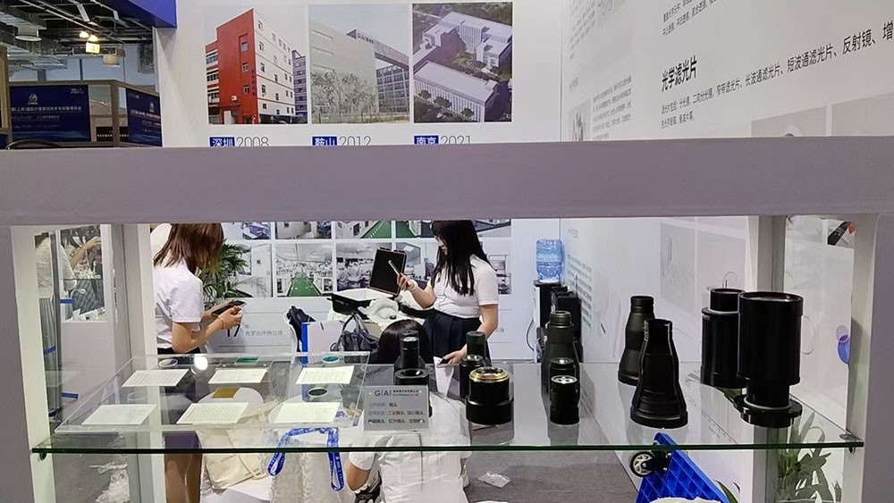 滤光片 凯时尊龙人生就是博镜头展品