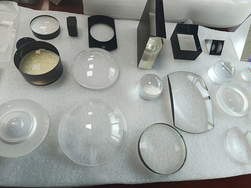 凯时尊龙人生就是博往期透镜展品